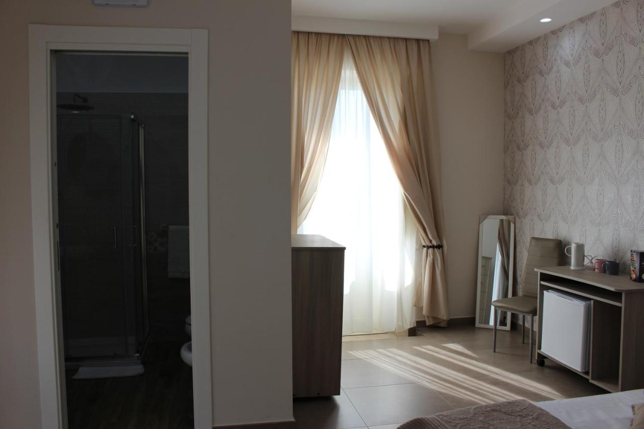 Philip Royal Napoli